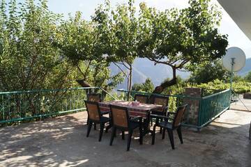 Фотографии Гостевой дом Igor Bed and Breakfast г. Алидзор (Армения) №1 Фото Гостевой дом Igor Bed and Breakfast г. Алидзор 1
