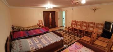 Фото номера Стандартный четырехместный номер Отели типа «постель и завтрак» Hotel Halidzor г. Алидзор 6